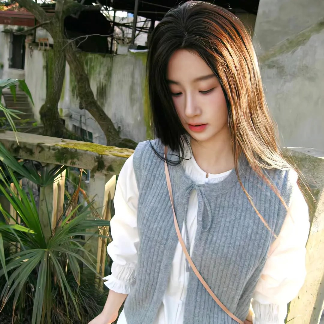 陆少的贫民千金